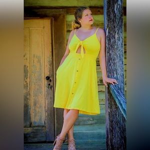 Yellow summer dress.
